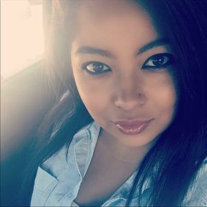 Meet your Posher, Vanessa